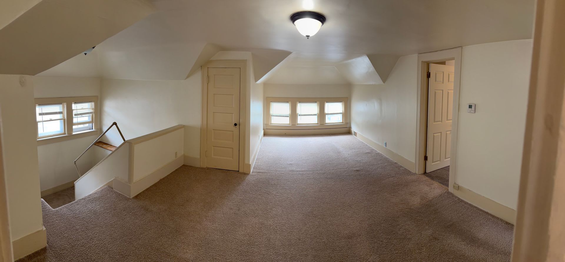 28 Grand Ave – photo 3