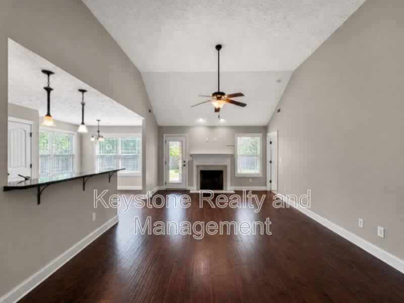 1223 Snowball Lane – photo 4