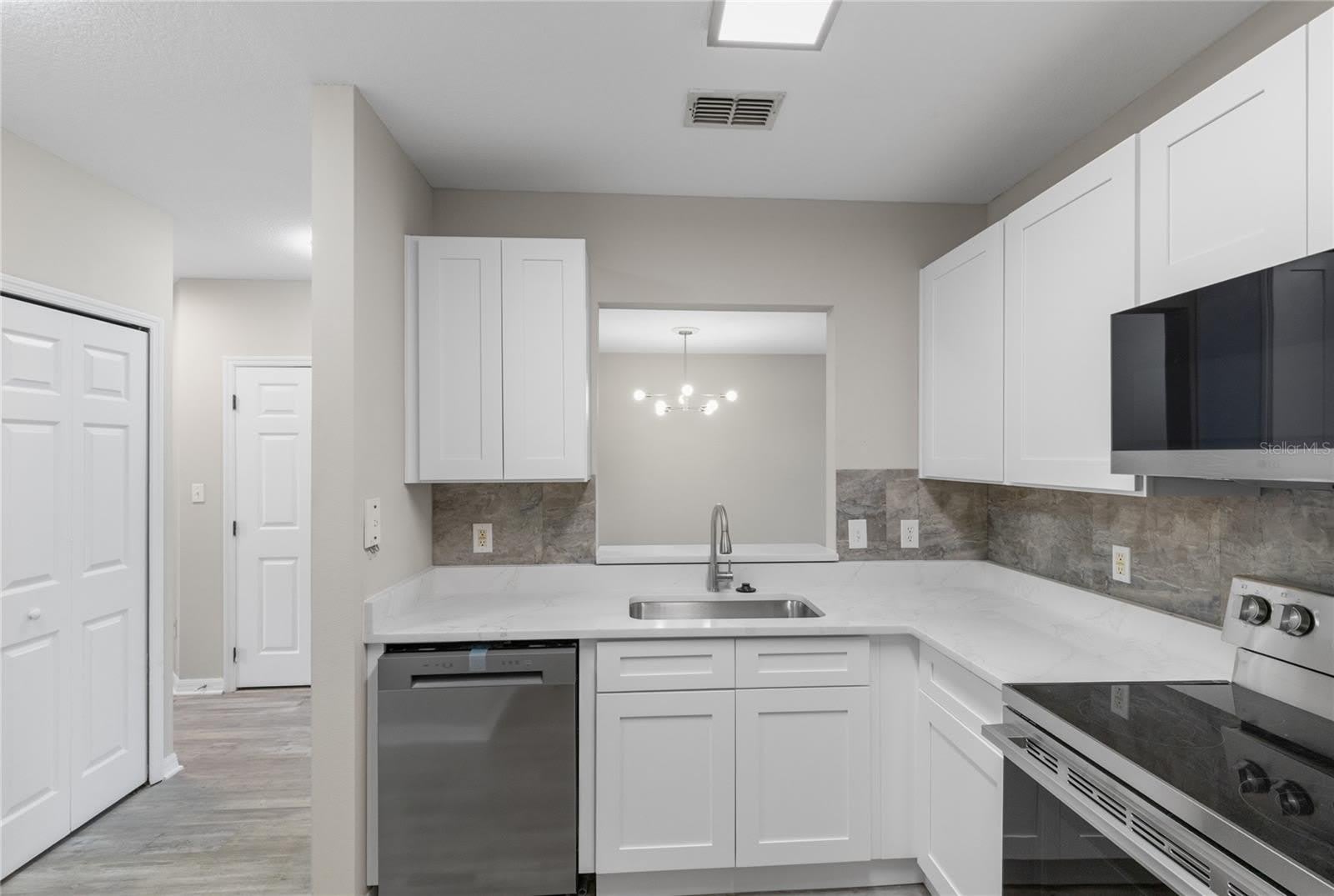522 VILLA DEL SOL Circle – photo 4