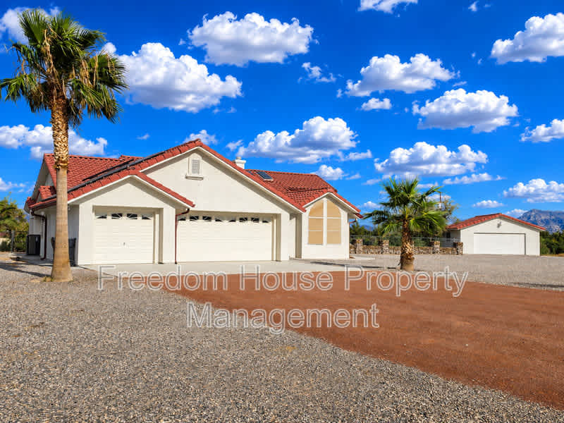 2060 River Plate Drive – photo 2