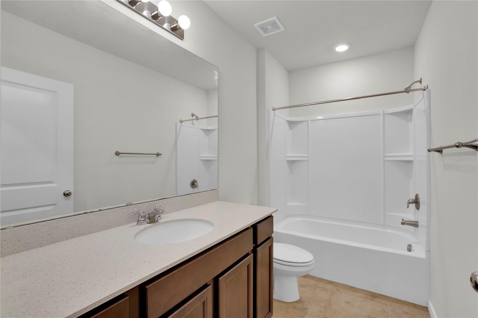 7425 CATANIA Loop – photo 5