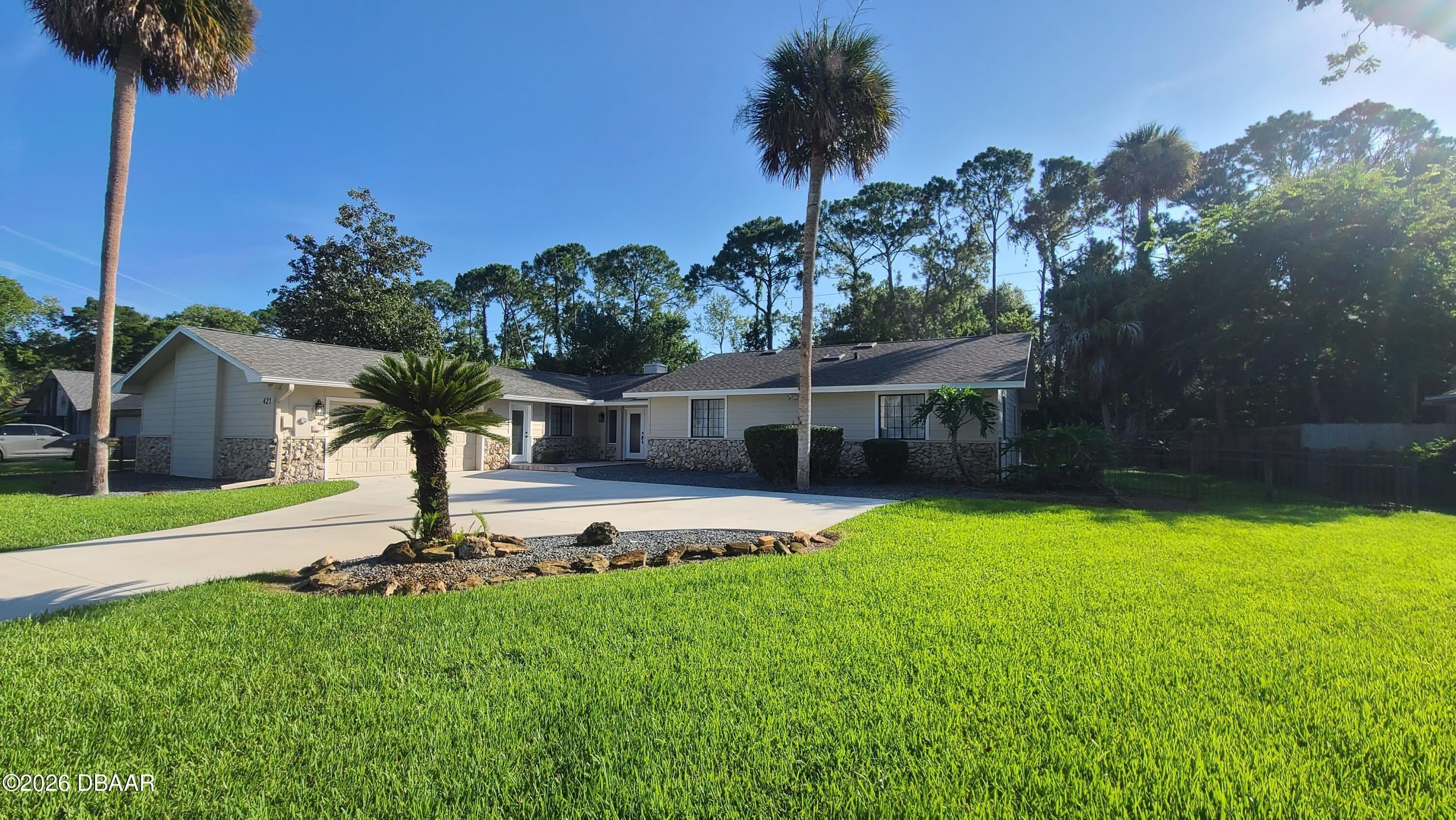 421 Pelican Bay Drive – photo 2