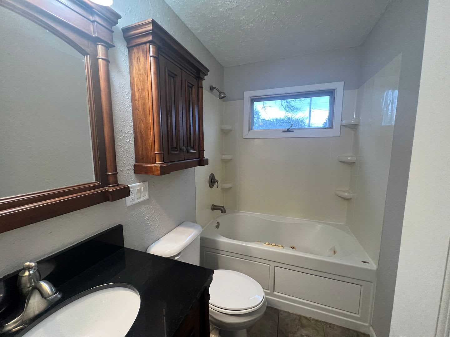 COMING SOON! 3 BEDROOM HOME!! – photo 4