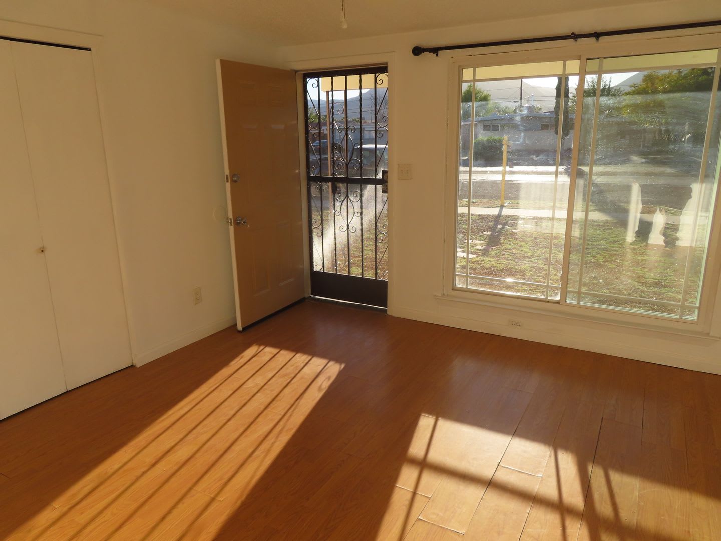 10052 KENWORTHY – photo 2