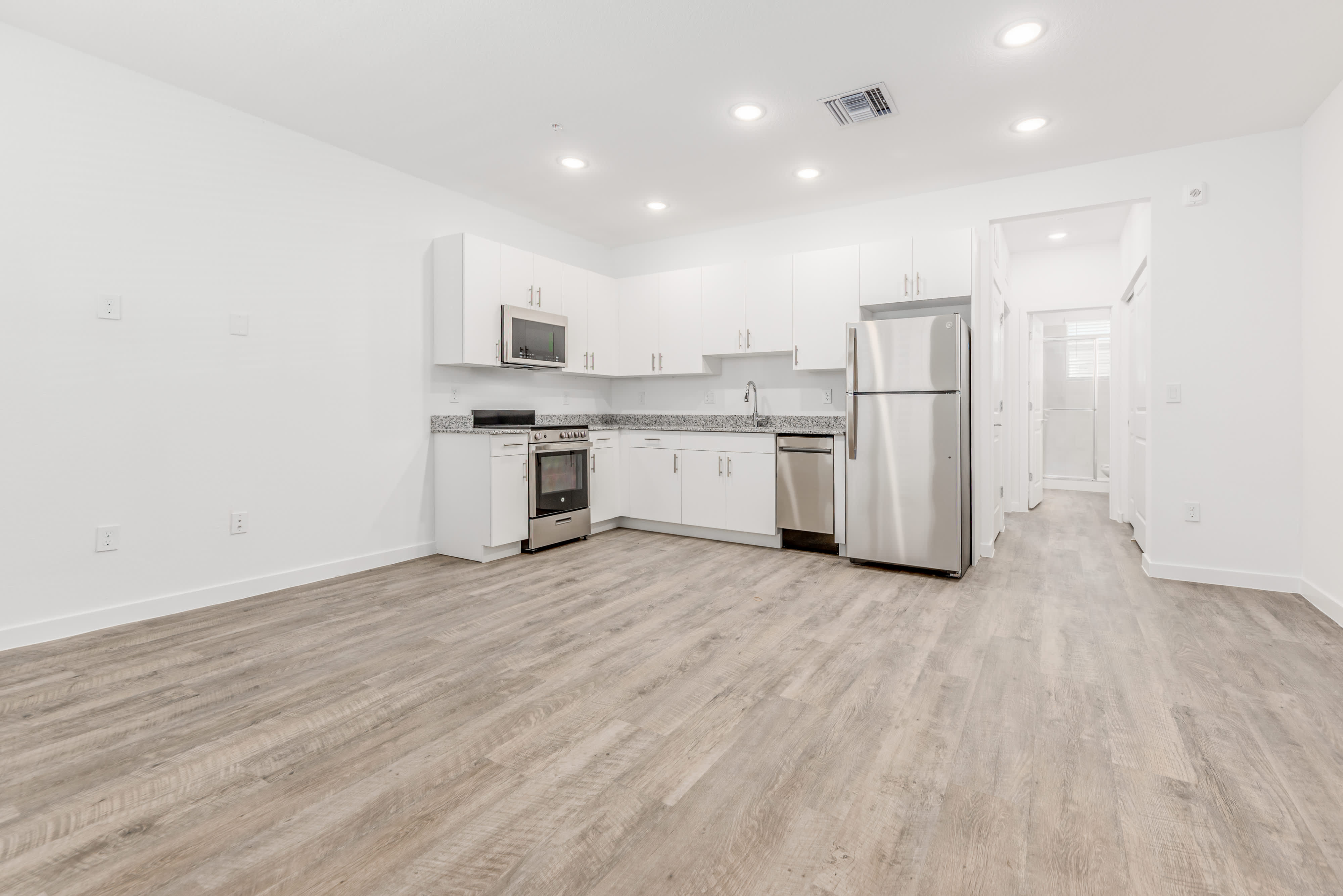 3503 Greenway Drive – photo 5
