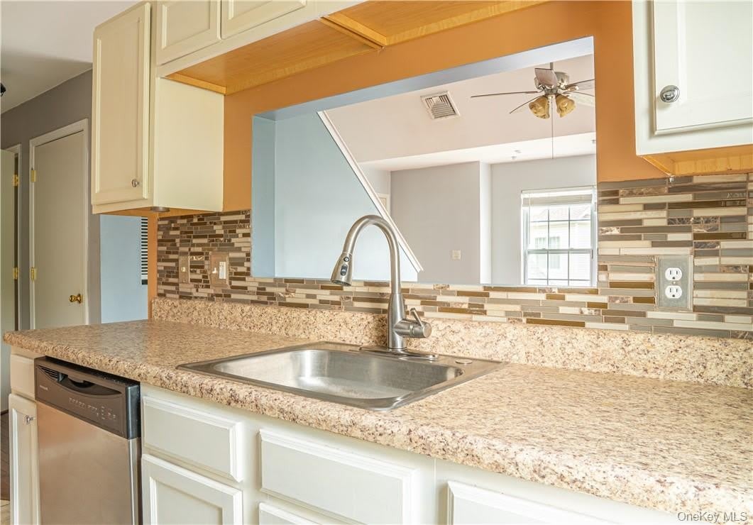 119 Ruth Court – photo 5