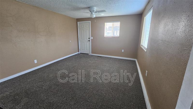 2903 N Smith – photo 4