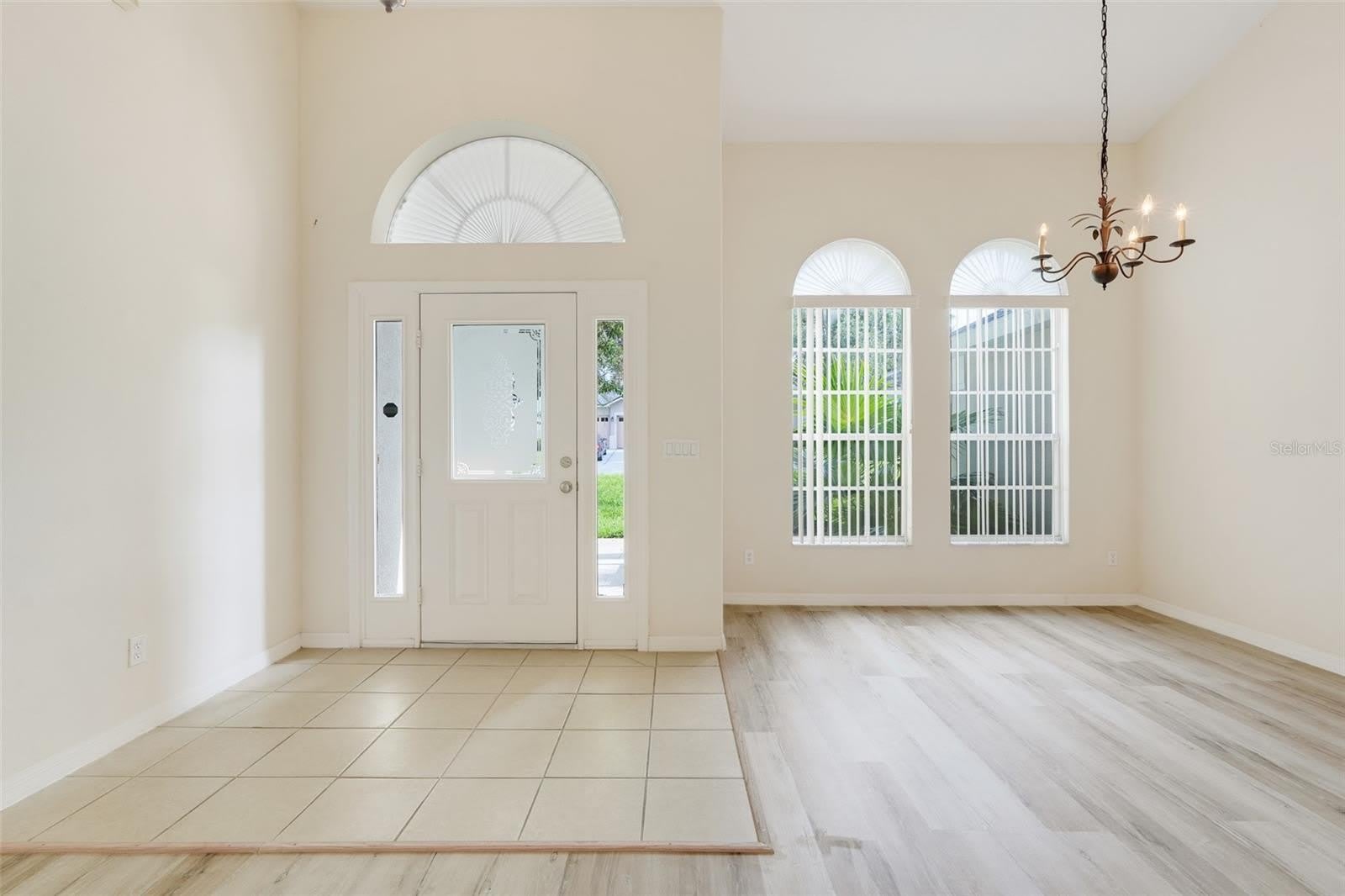 12900 CLOVERDALE Lane – photo 5