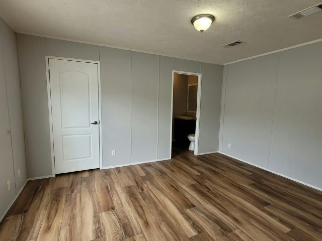 7012 Greenbrier Village Drive – photo 3