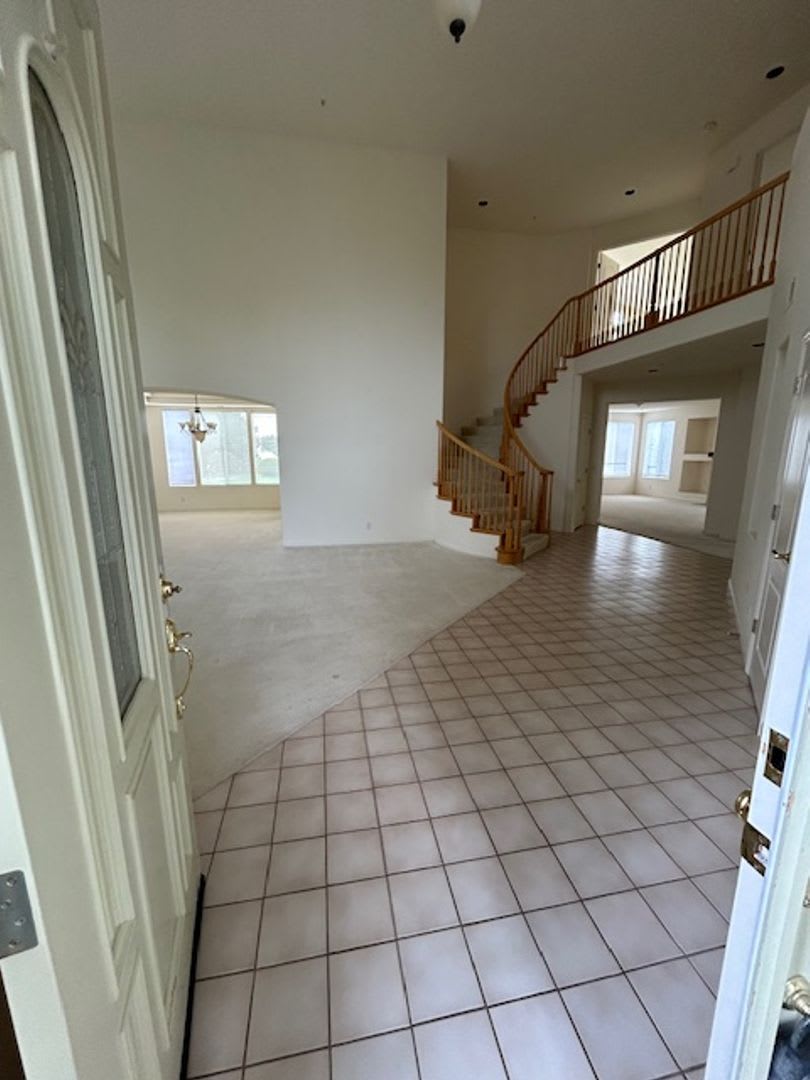 HUGE LAS PALMAS 2 HOUSE! – photo 3