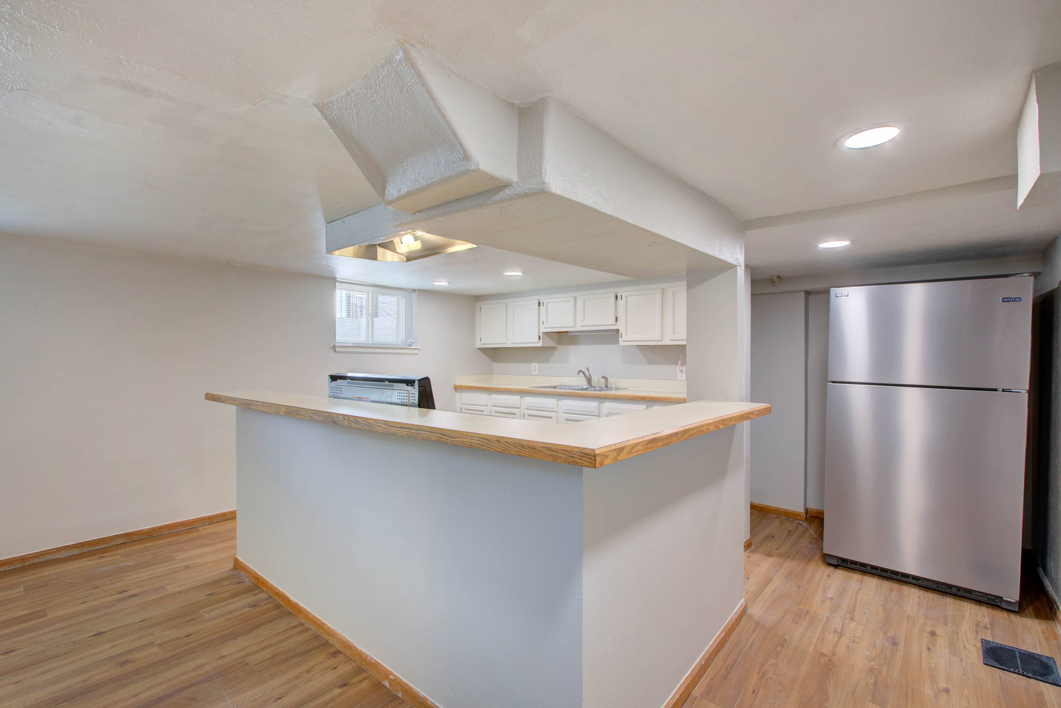1517 Harrison – photo 4