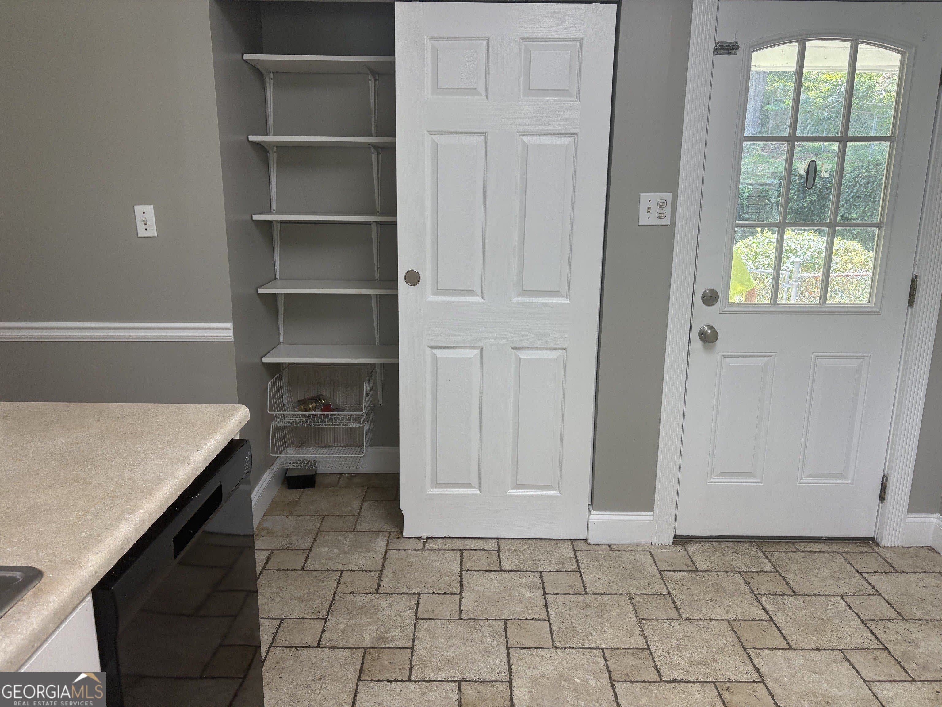 2829 Maple Road Se – photo 4
