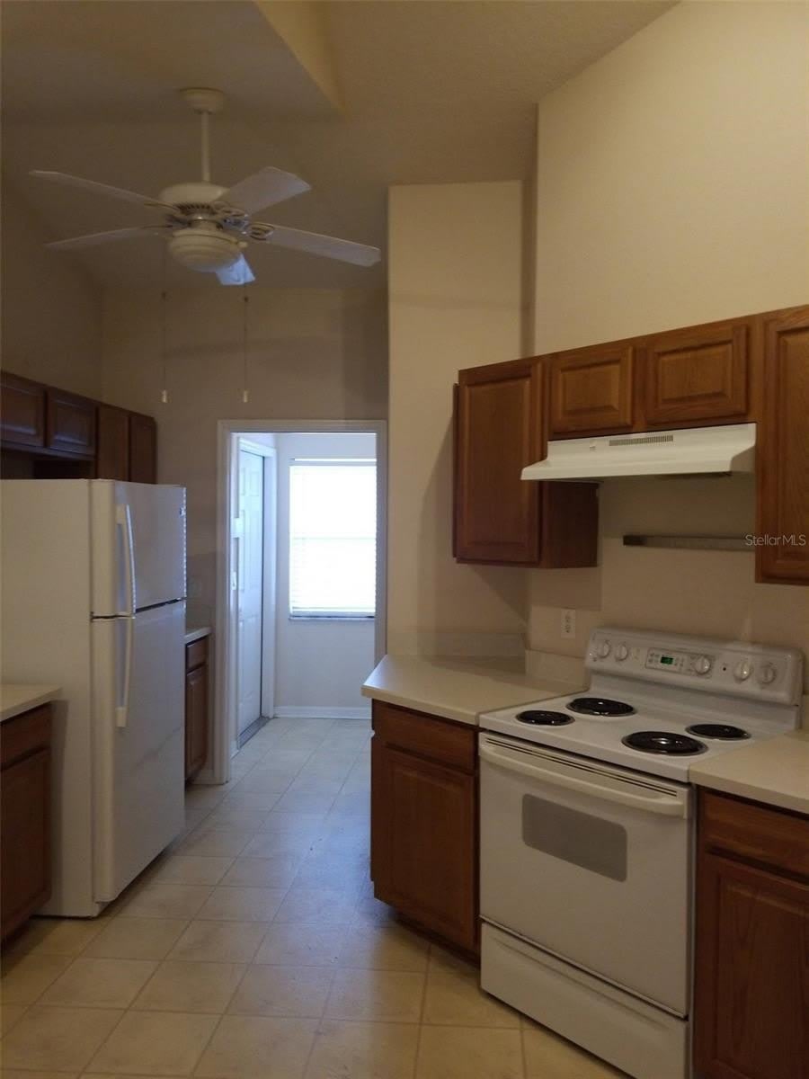 19551 GLEN ELM Way – photo 4