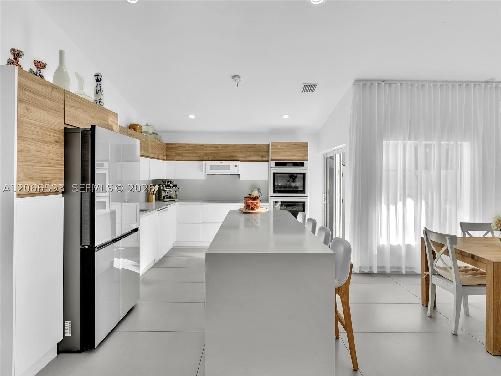 4807 SW 34th Ave – photo 4