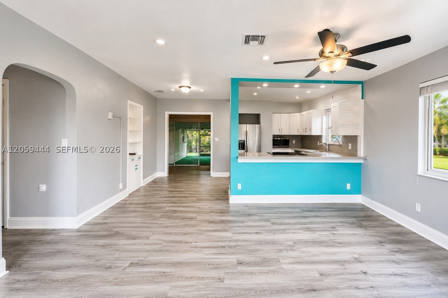 529 NW 8th St – photo 2
