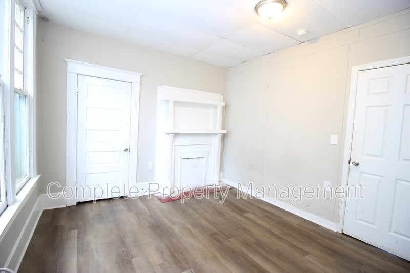 524 Fulton Avenue Southwest – photo 5
