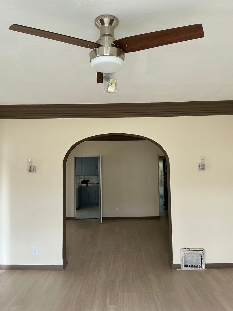 850 S Catalina st. – photo 3