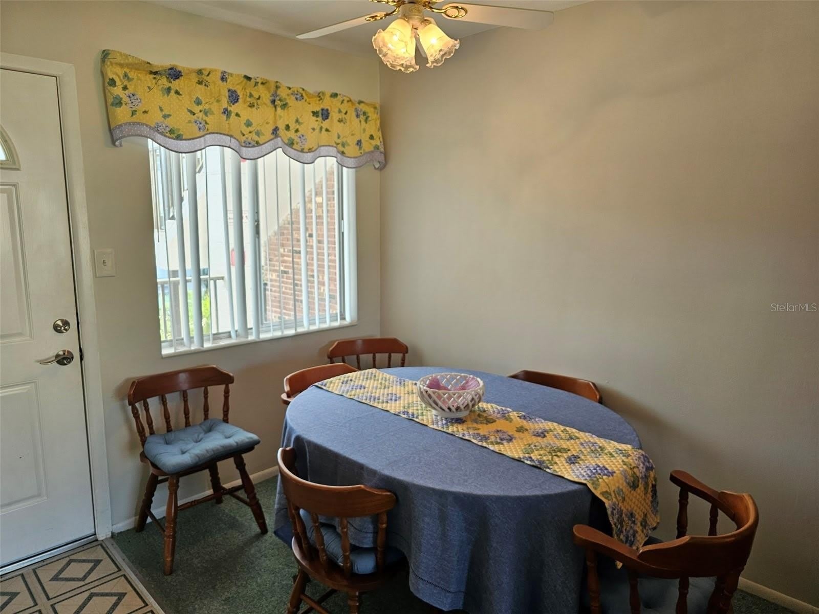 5906 Garden Lane – photo 4