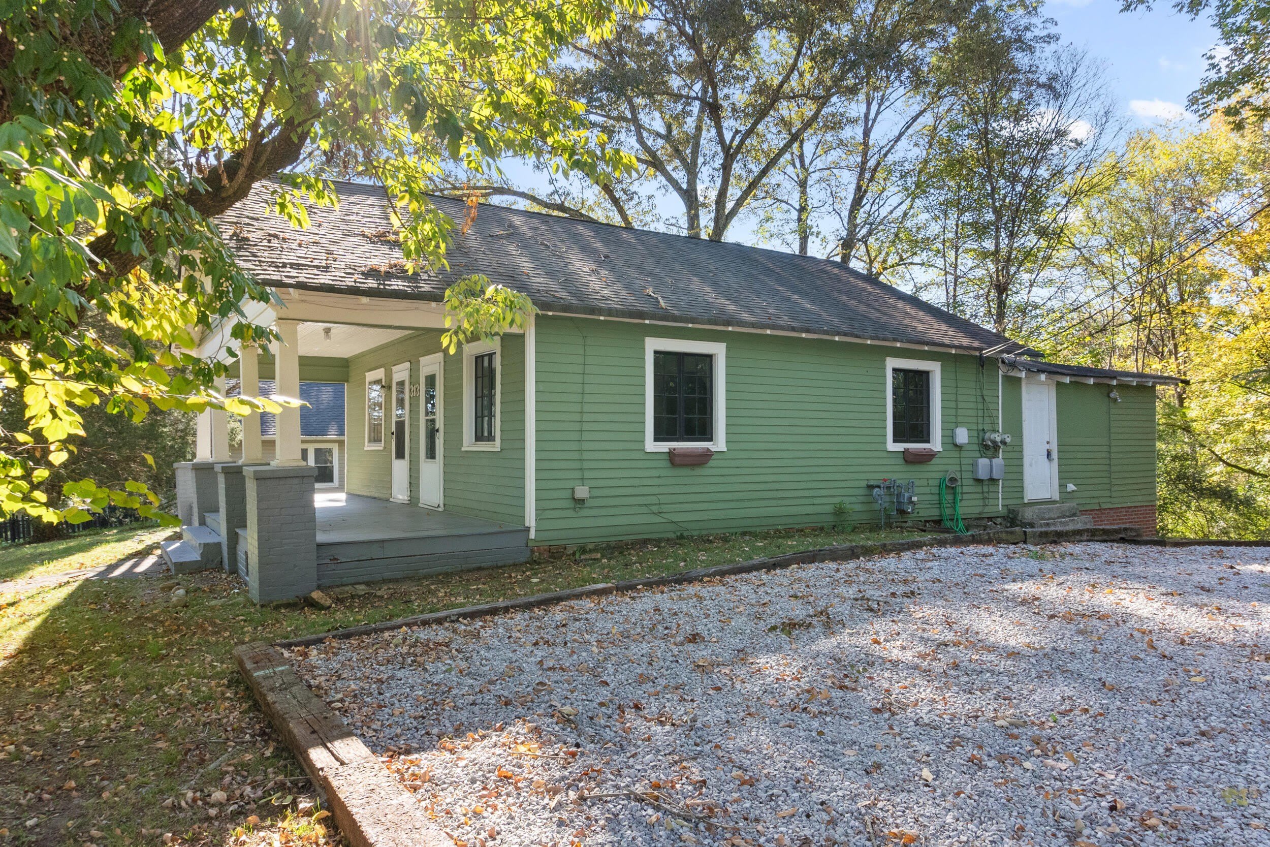 313 California Avenue – photo 4