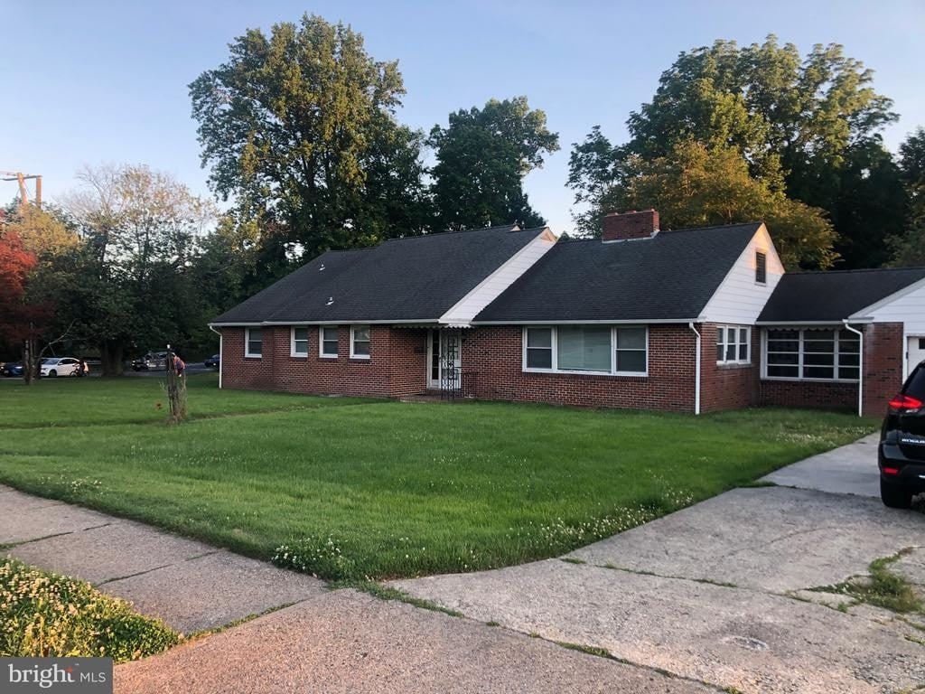 2 WARWICK ROAD – photo 1
