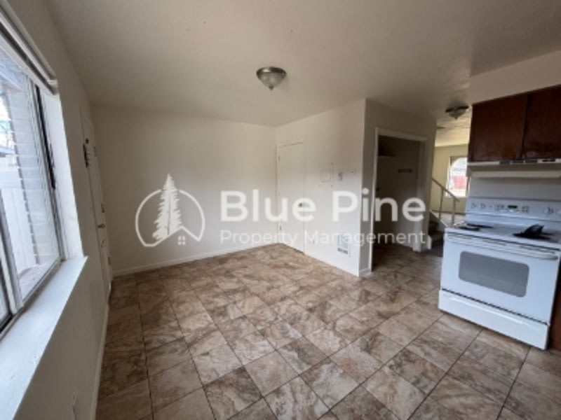 1475 South Emerson Avenue – photo 5