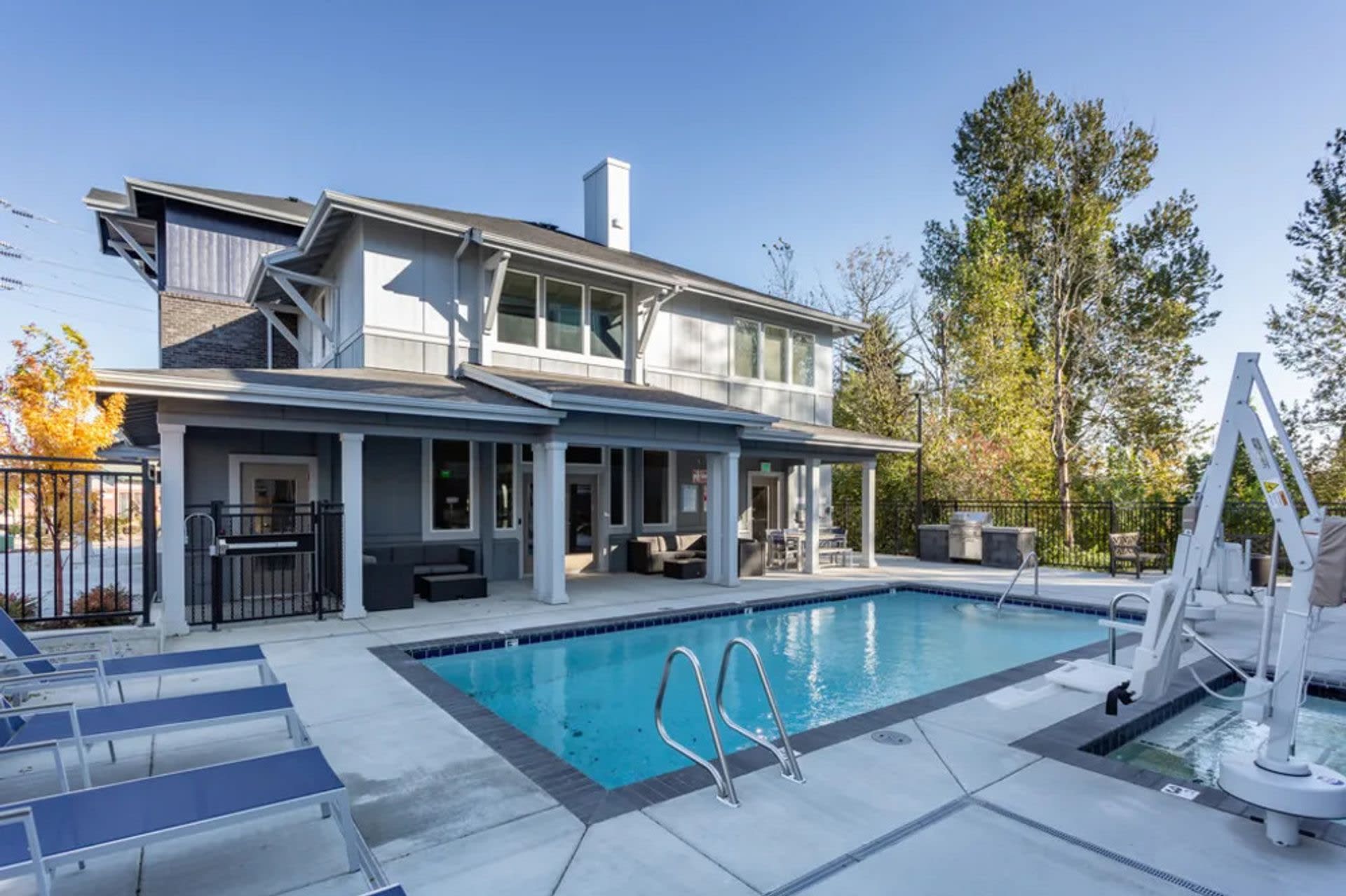 Northbrook Village Apartments – photo 3