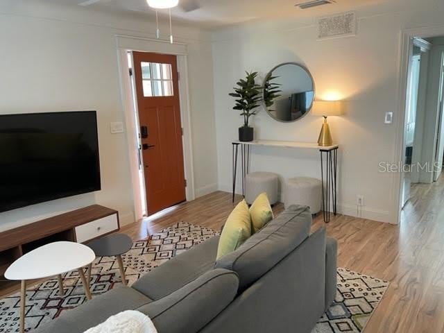 3646 6TH Avenue N – photo 4