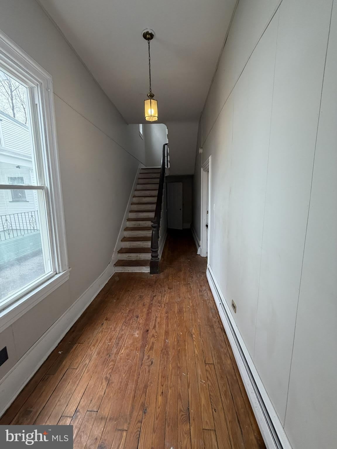 190 7TH Street – photo 3