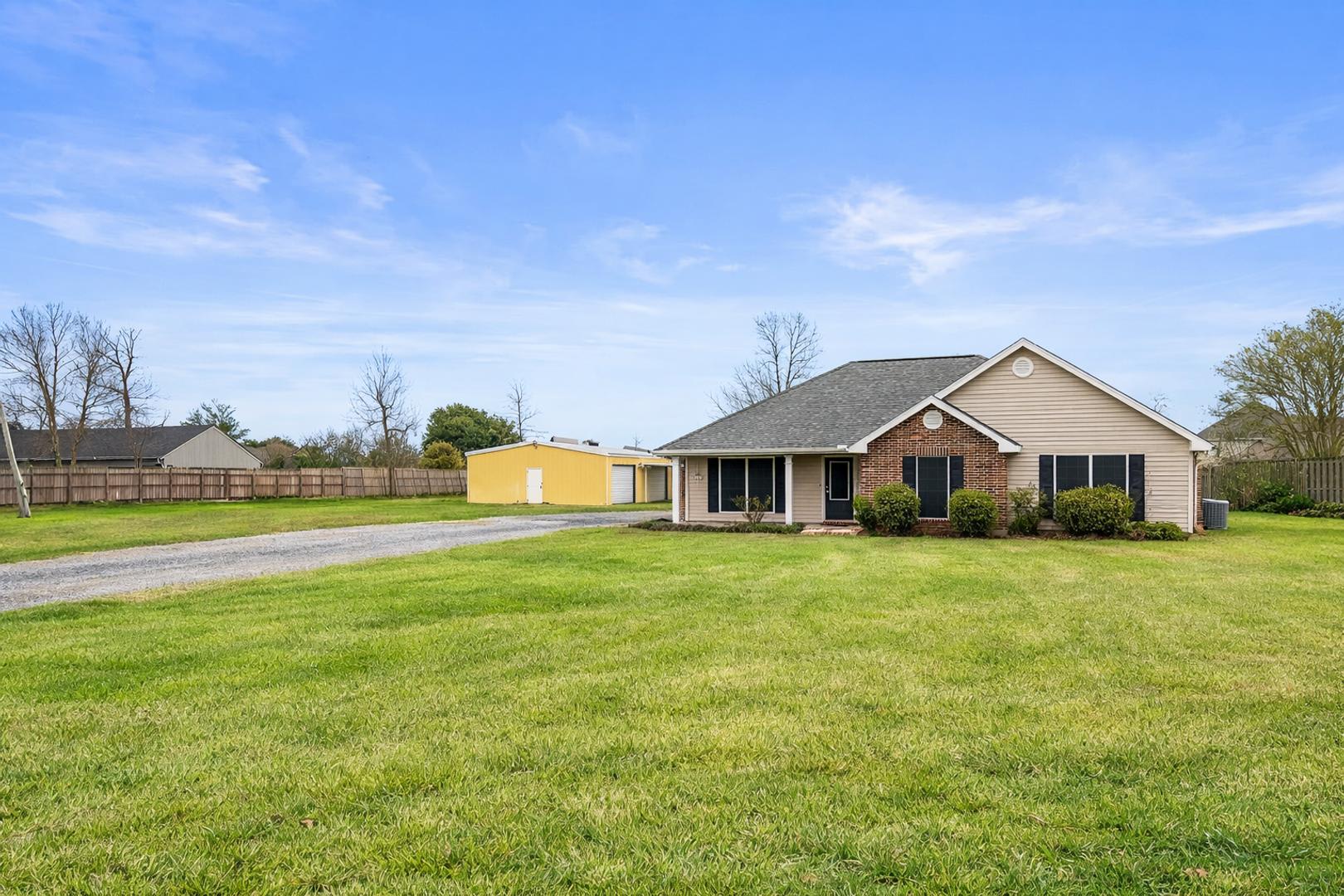 4607 W Prien Lake Rd – photo 2