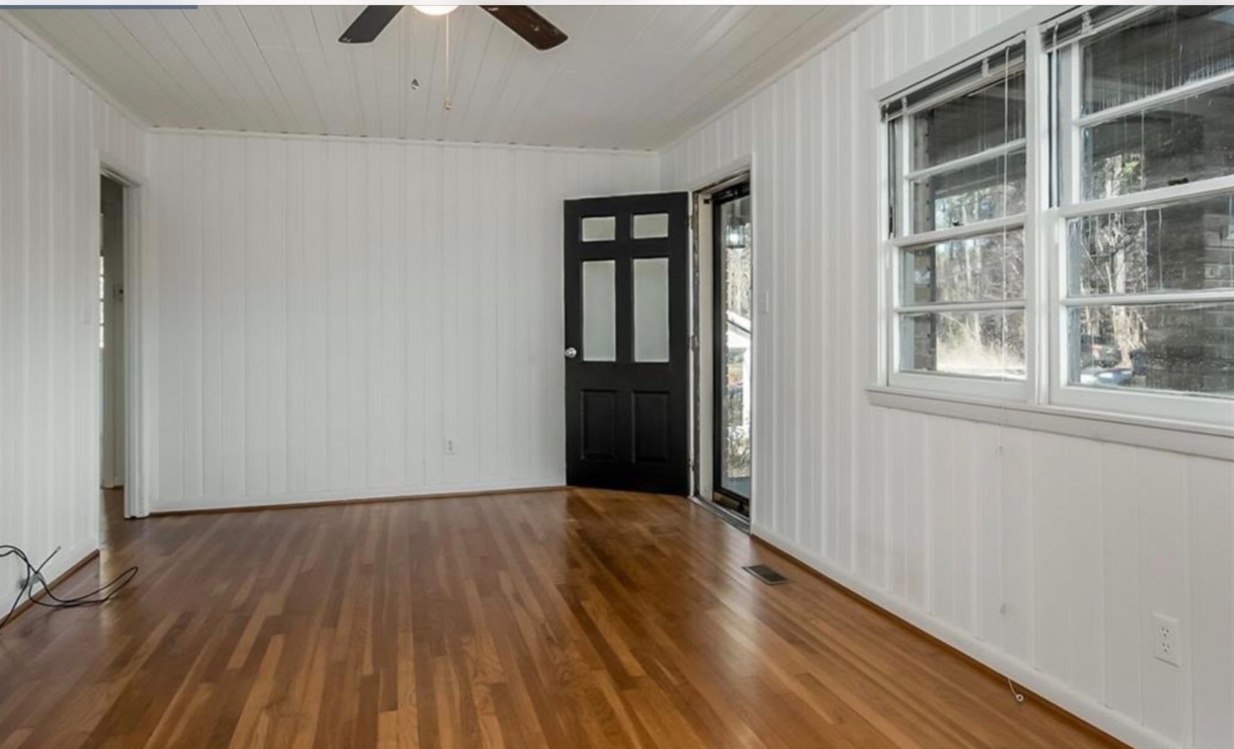 3 bedroom, 2 bath – photo 2