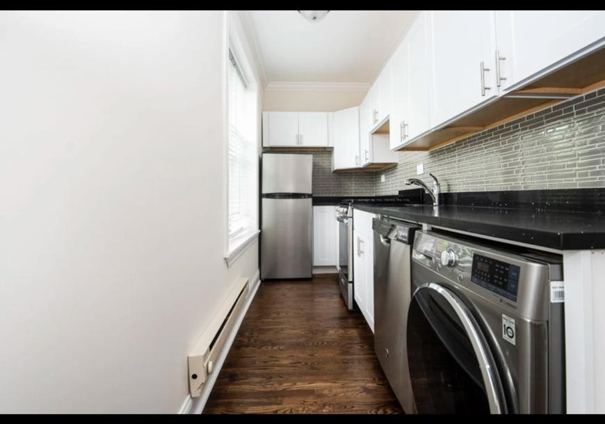 919 W Waveland Ave – photo 1