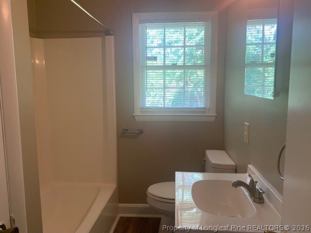 814 Varsity Drive – photo 2