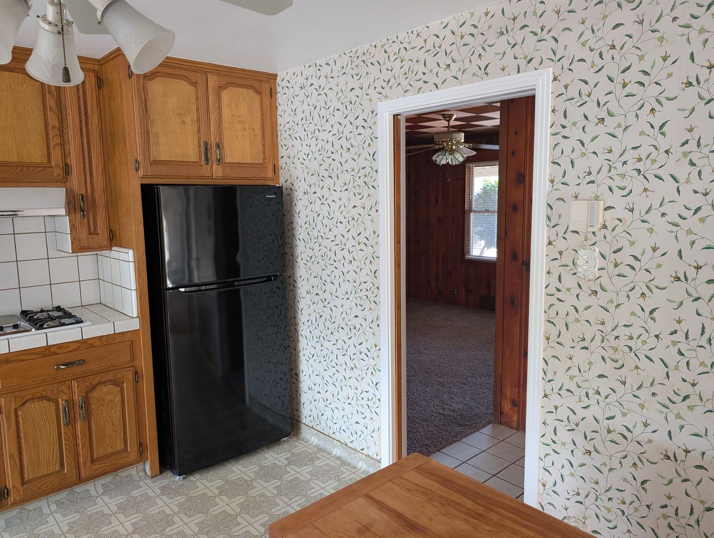 Rural ranch style home with a nice floor plan offering nice amenities. – photo 5