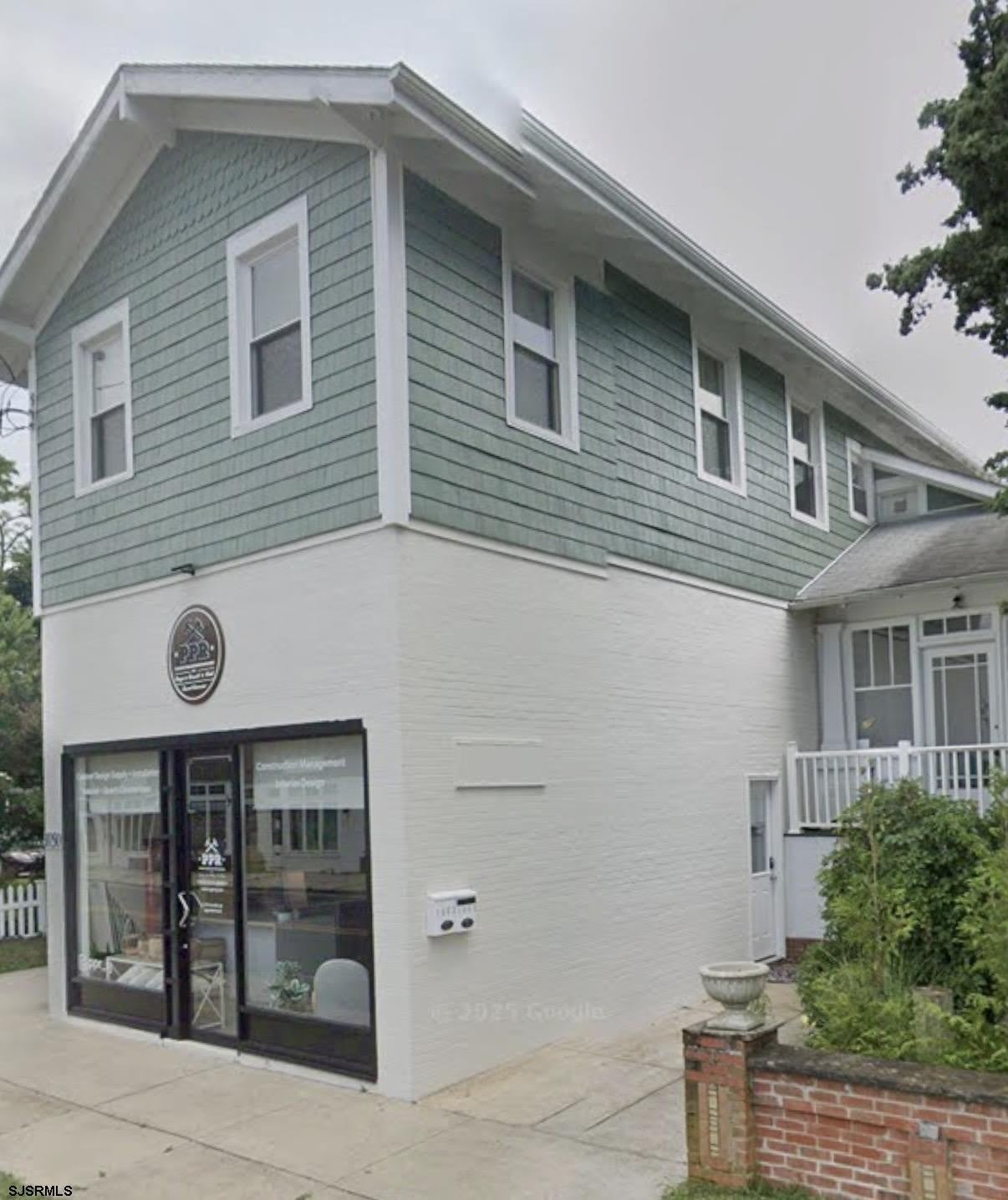 1052 Shore Road – photo 1
