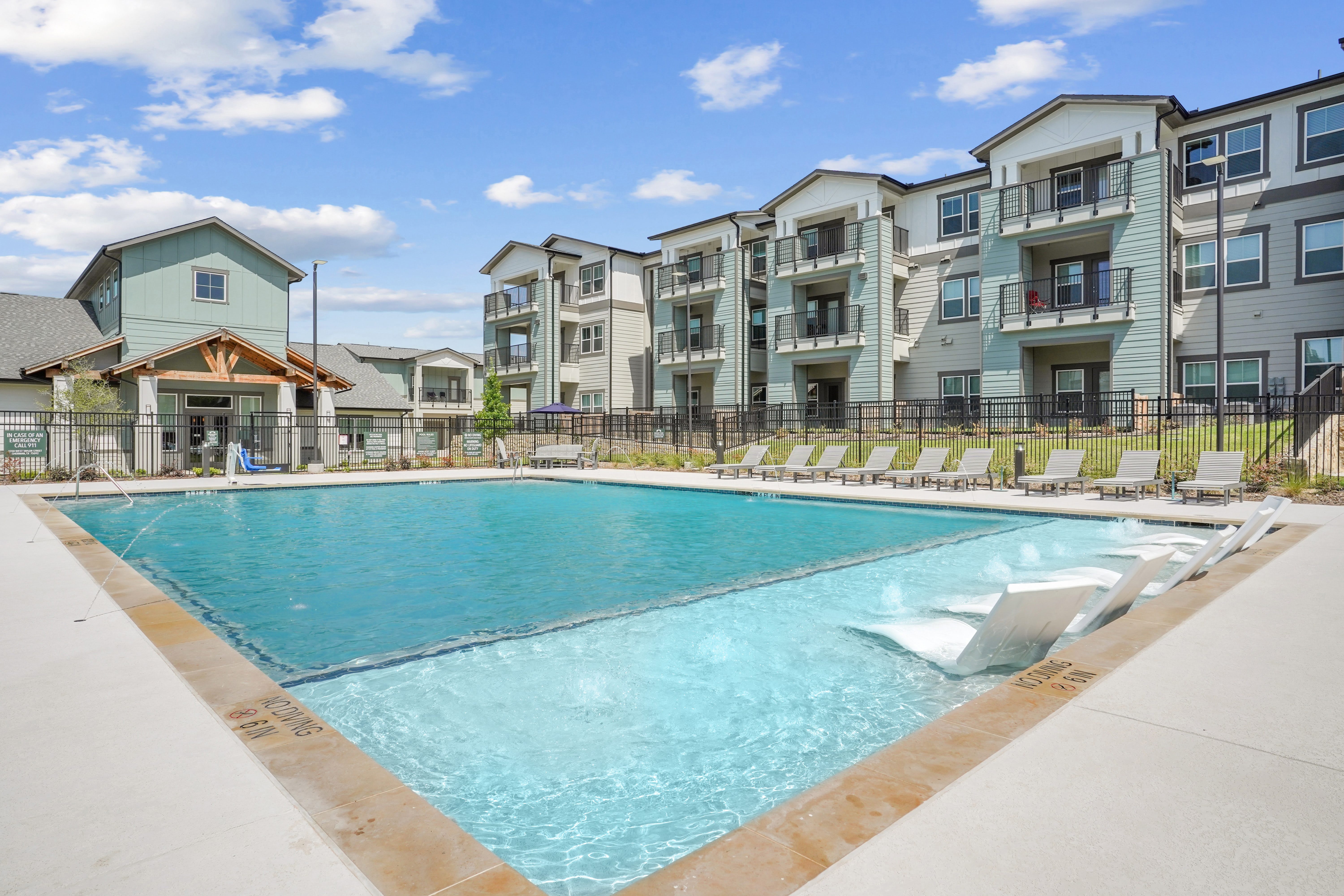 Sherman Park Village – photo 4