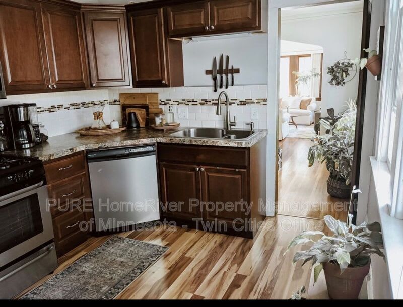 2177 Randolph Ave – photo 5