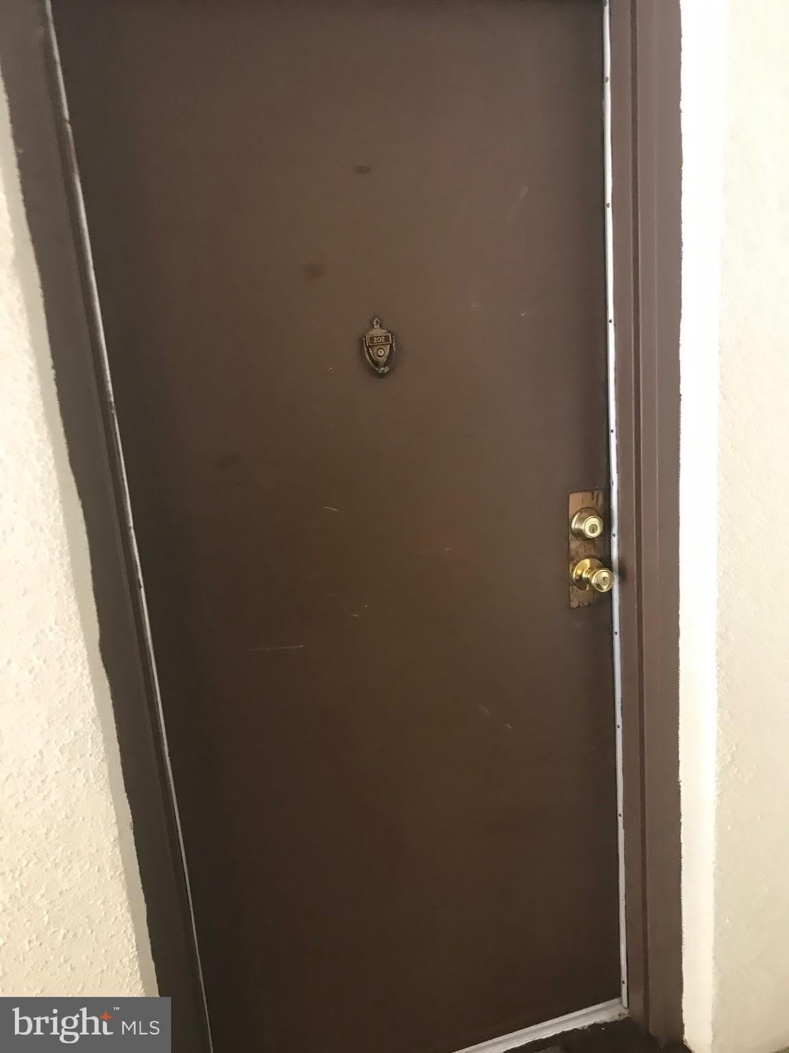 621 CENTER Street – photo 4