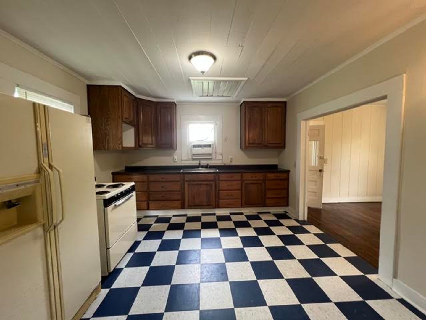 1107 S Old Temple Rd – photo 5