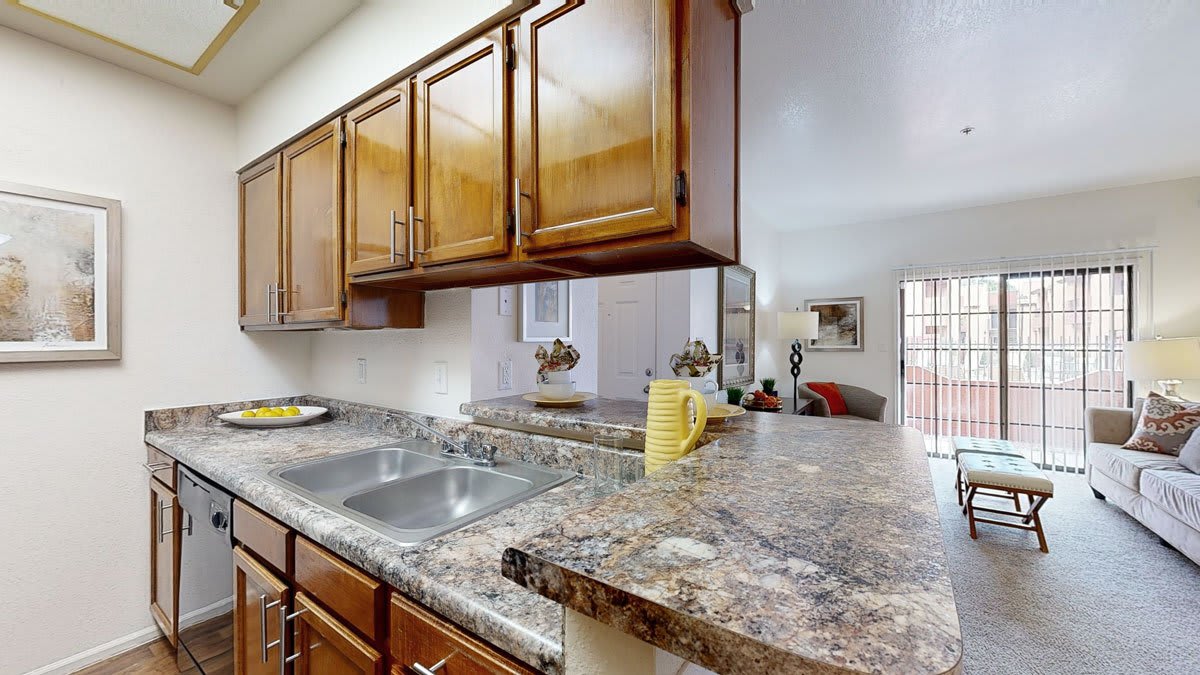 Atrium Court Apartment Homes – photo 3