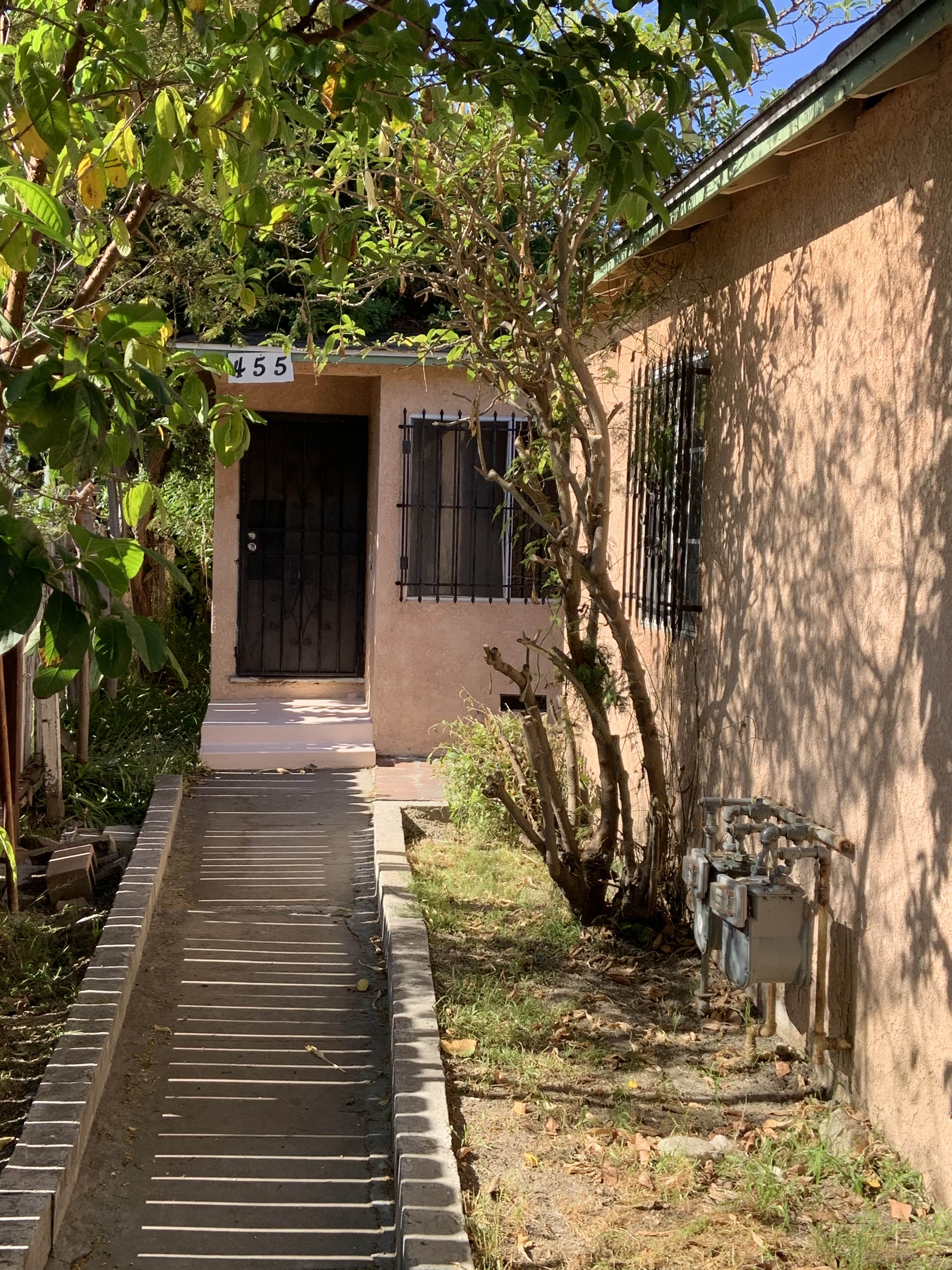 455 W Magnolia St – photo 1