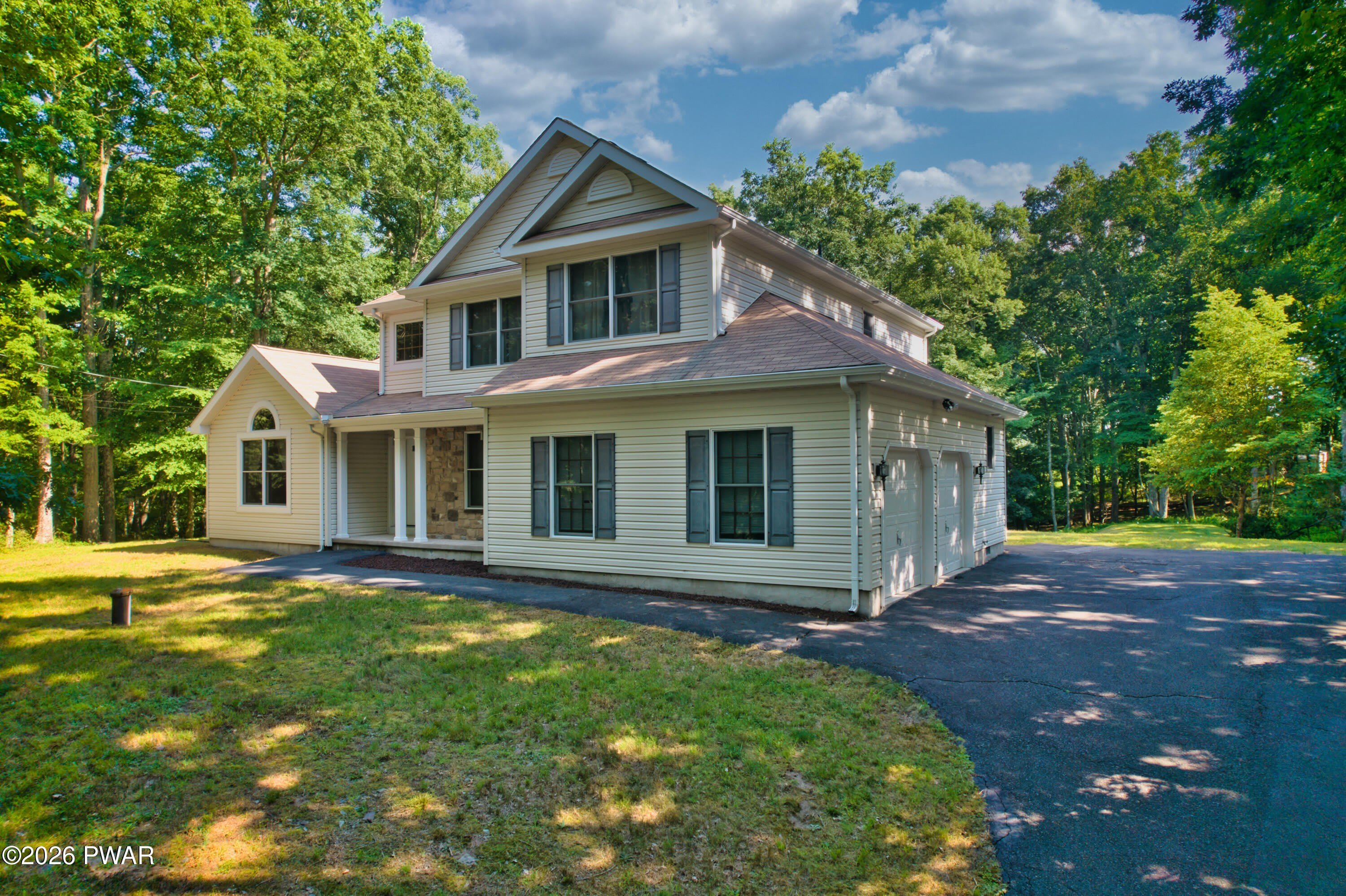 105 Seneca Court – photo 1
