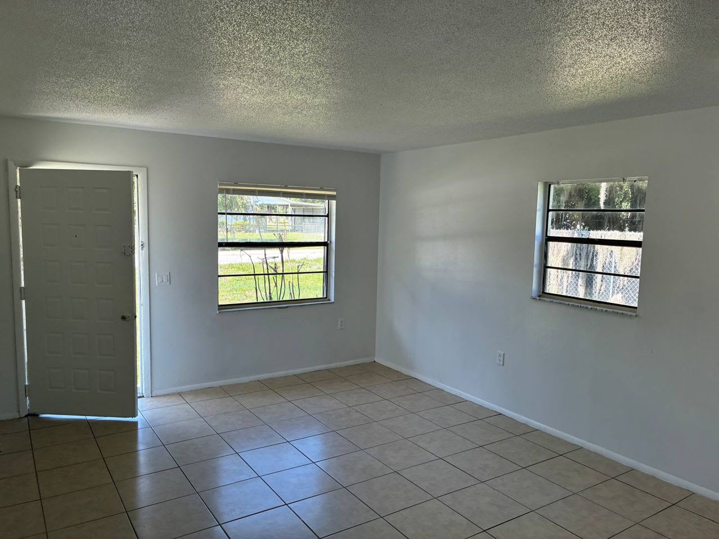 Chase Rd – photo 4