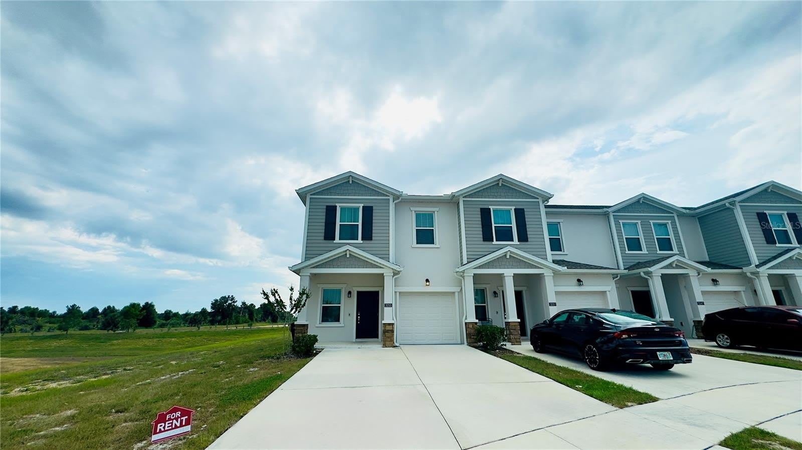 3255 Laurent Loop – photo 1
