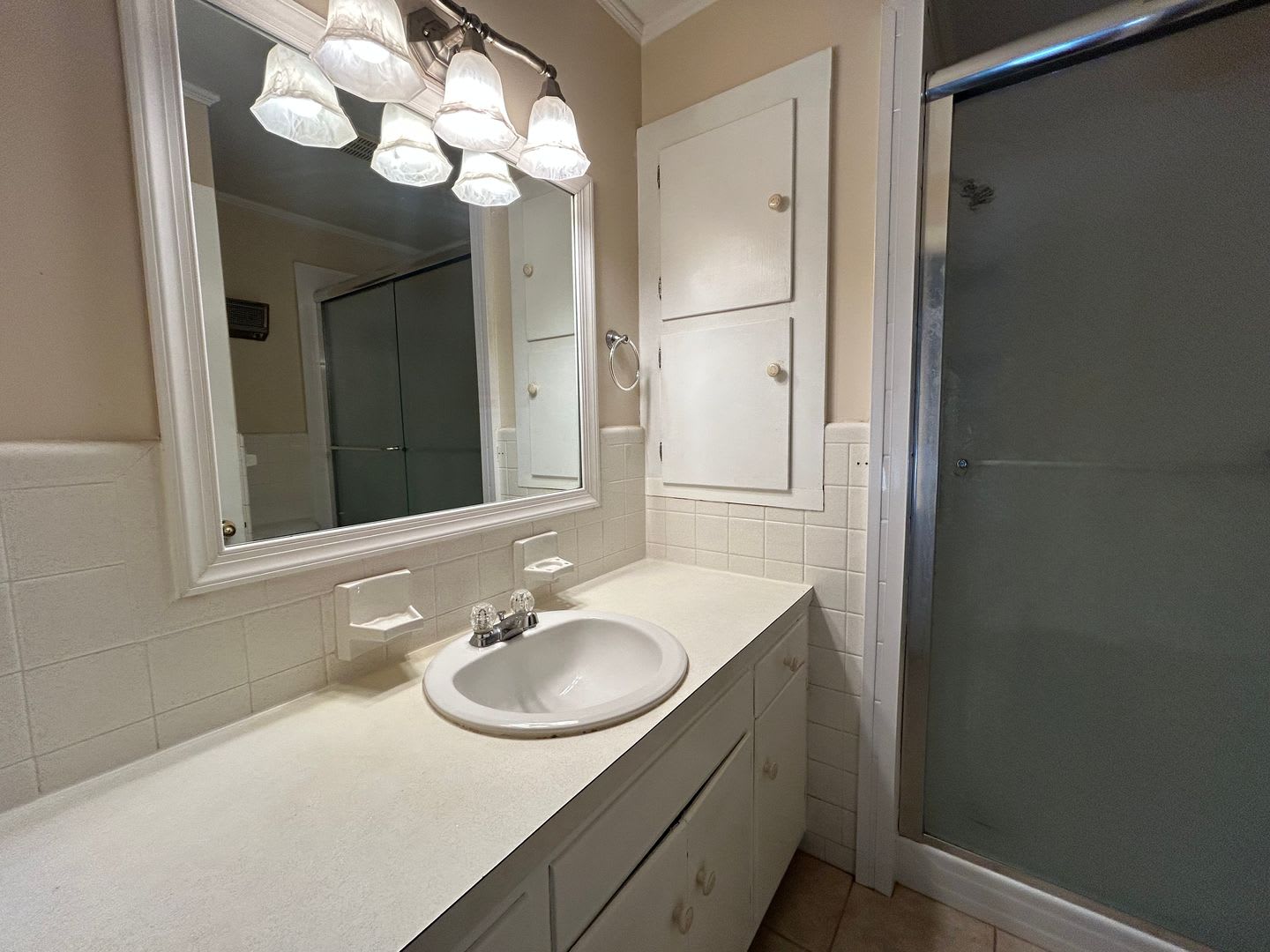 110 Oakland Ave – photo 4