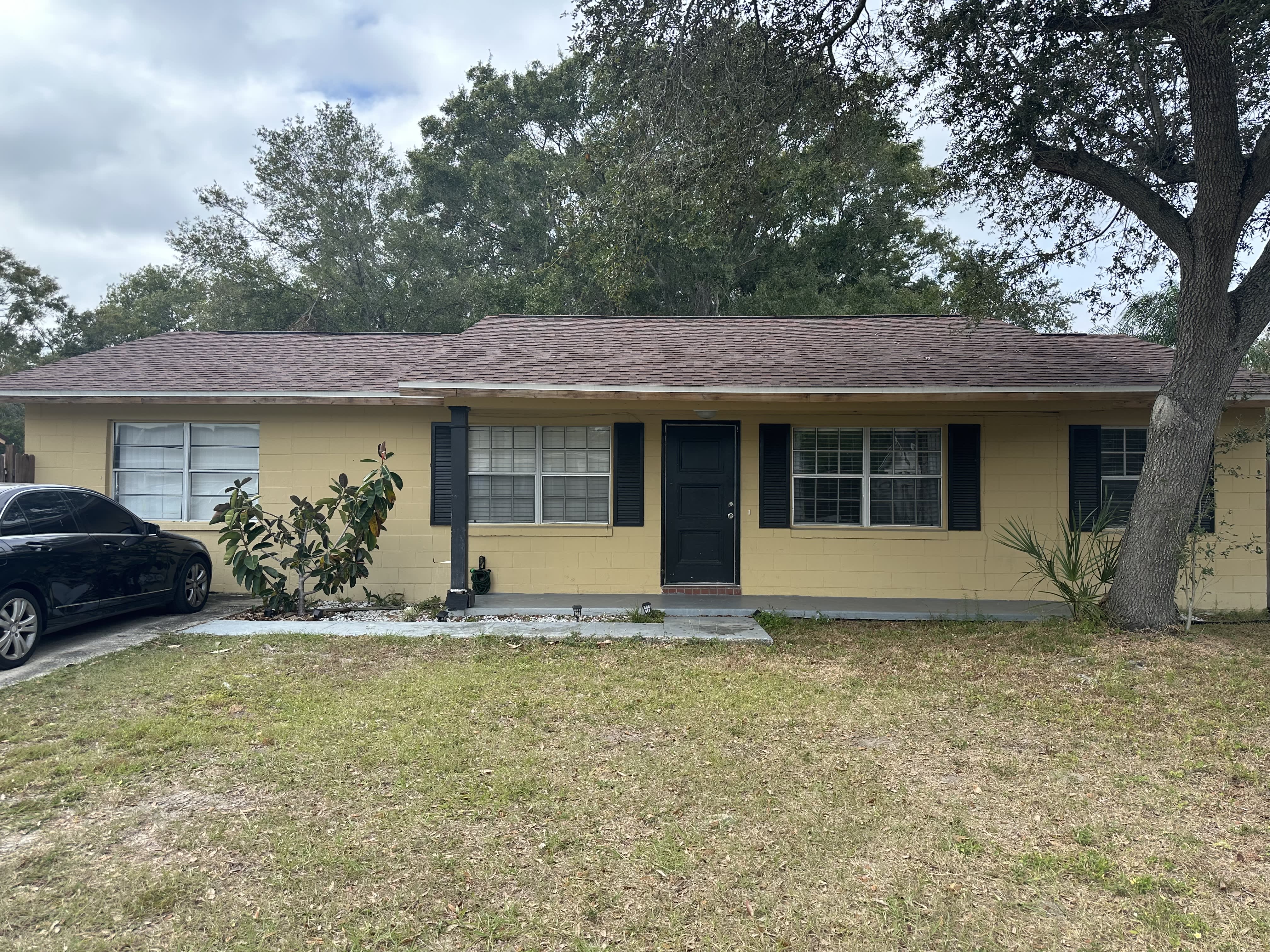 913 Maydell Ct – photo 1