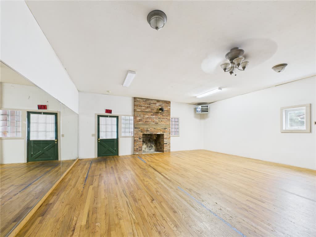 40 East Genesee Street – photo 5