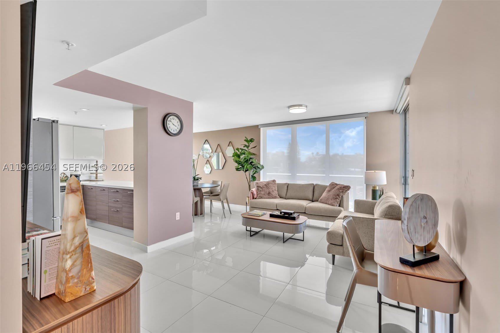 9901 E Bay Harbor Dr – photo 4