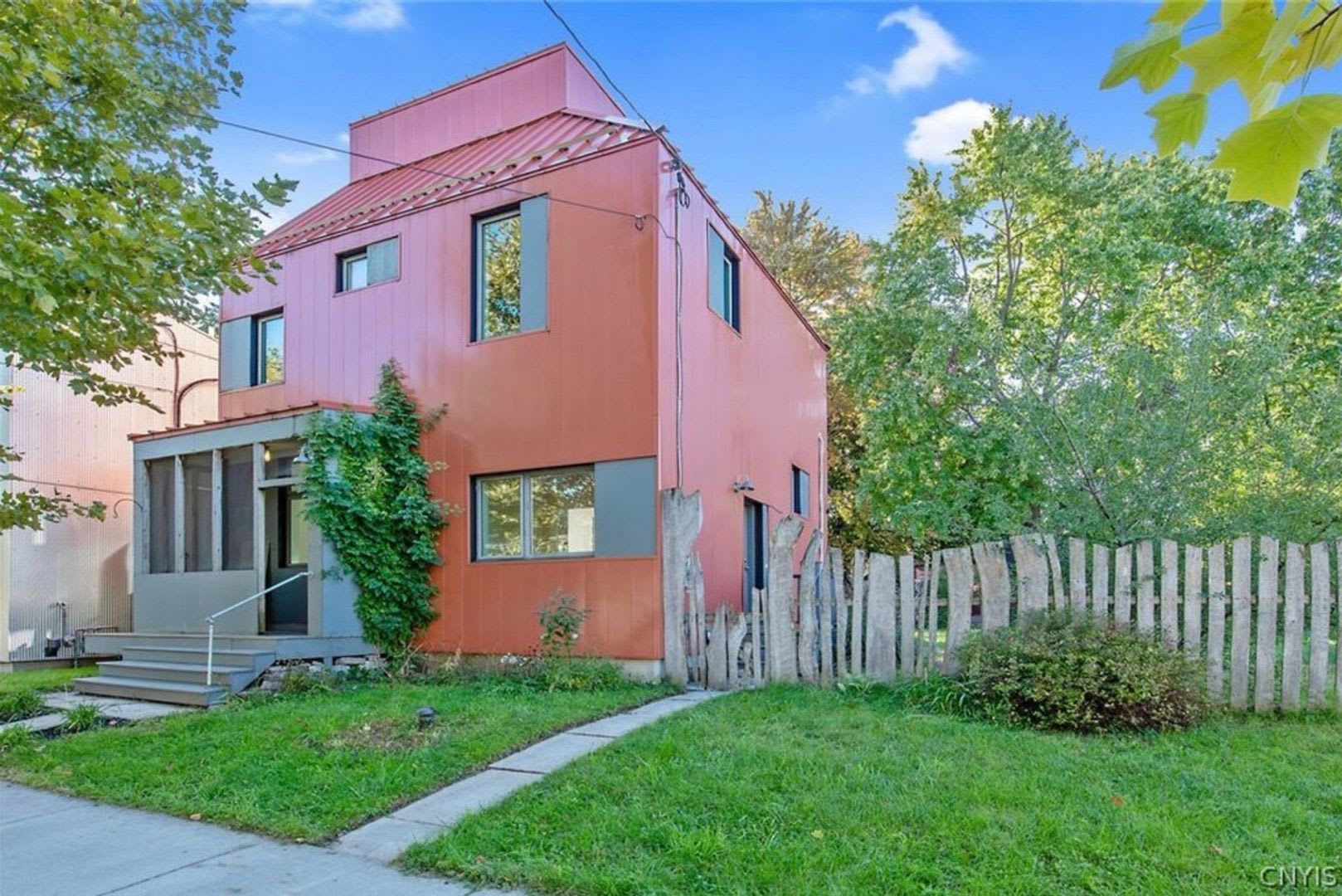 Charming modern 3BR House in Syracuse – photo 3
