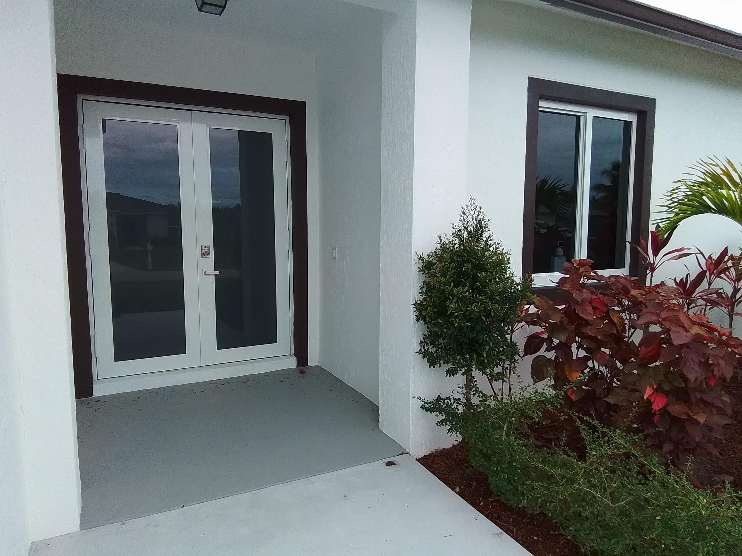 1258 SW Santiago Avenue – photo 3