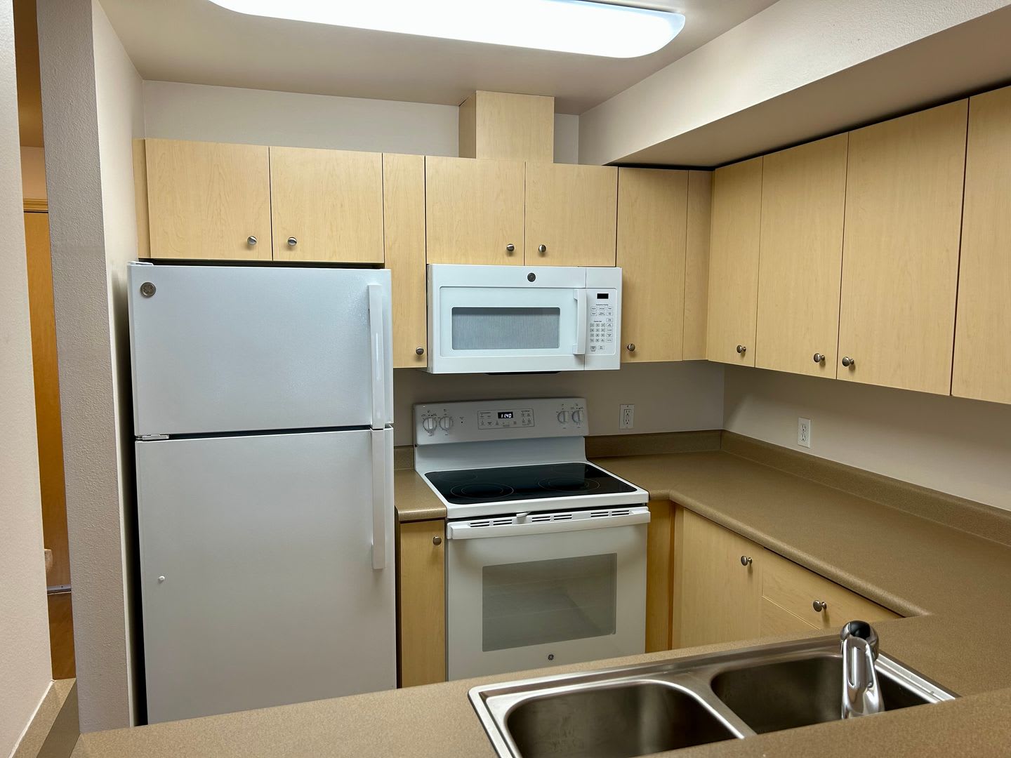 1700 Madison – photo 2